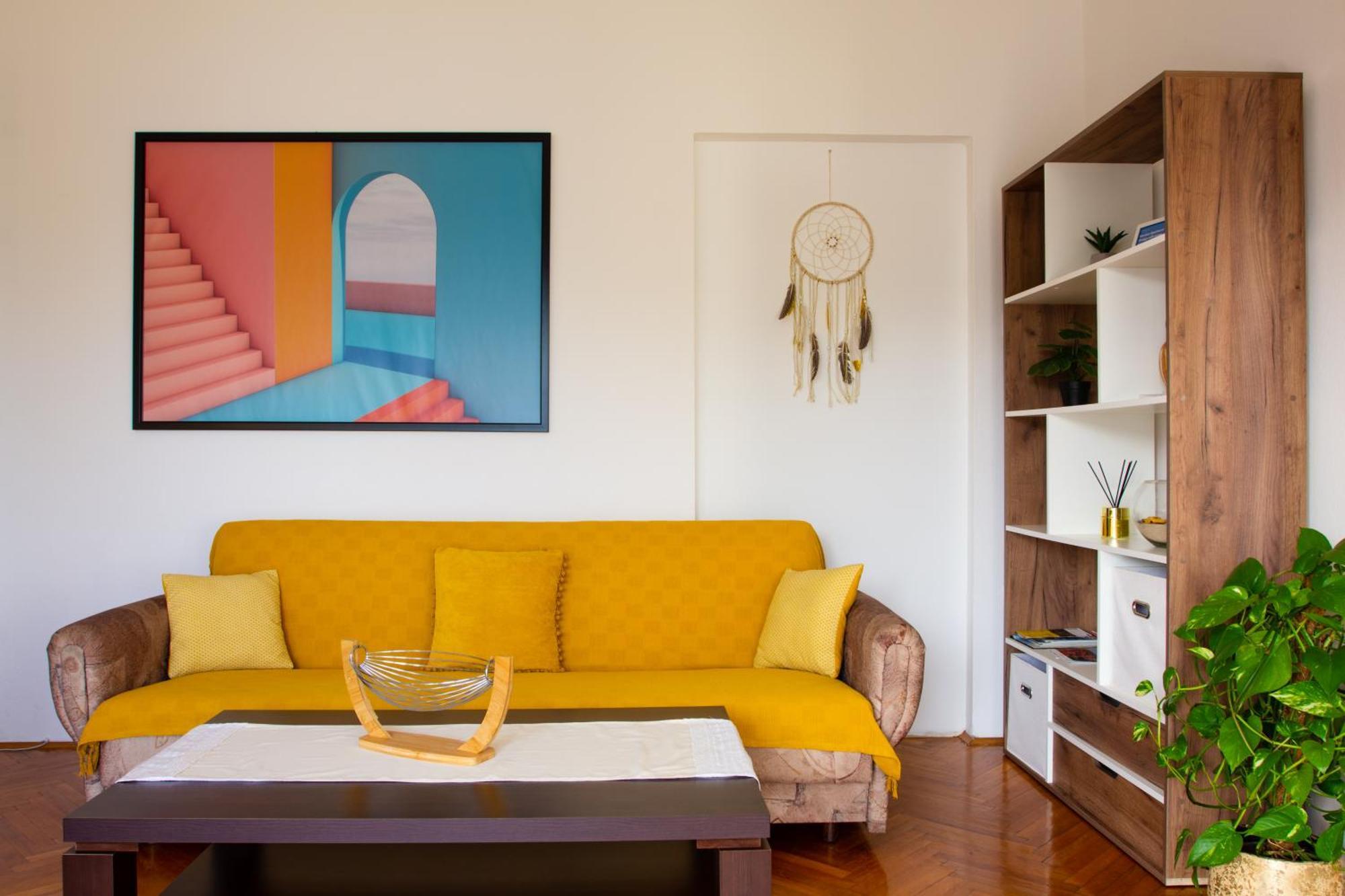 Sea View Retreat With 170Mbps Wifi And Sunny Balcony Apartment คาสตาฟ ภายนอก รูปภาพ